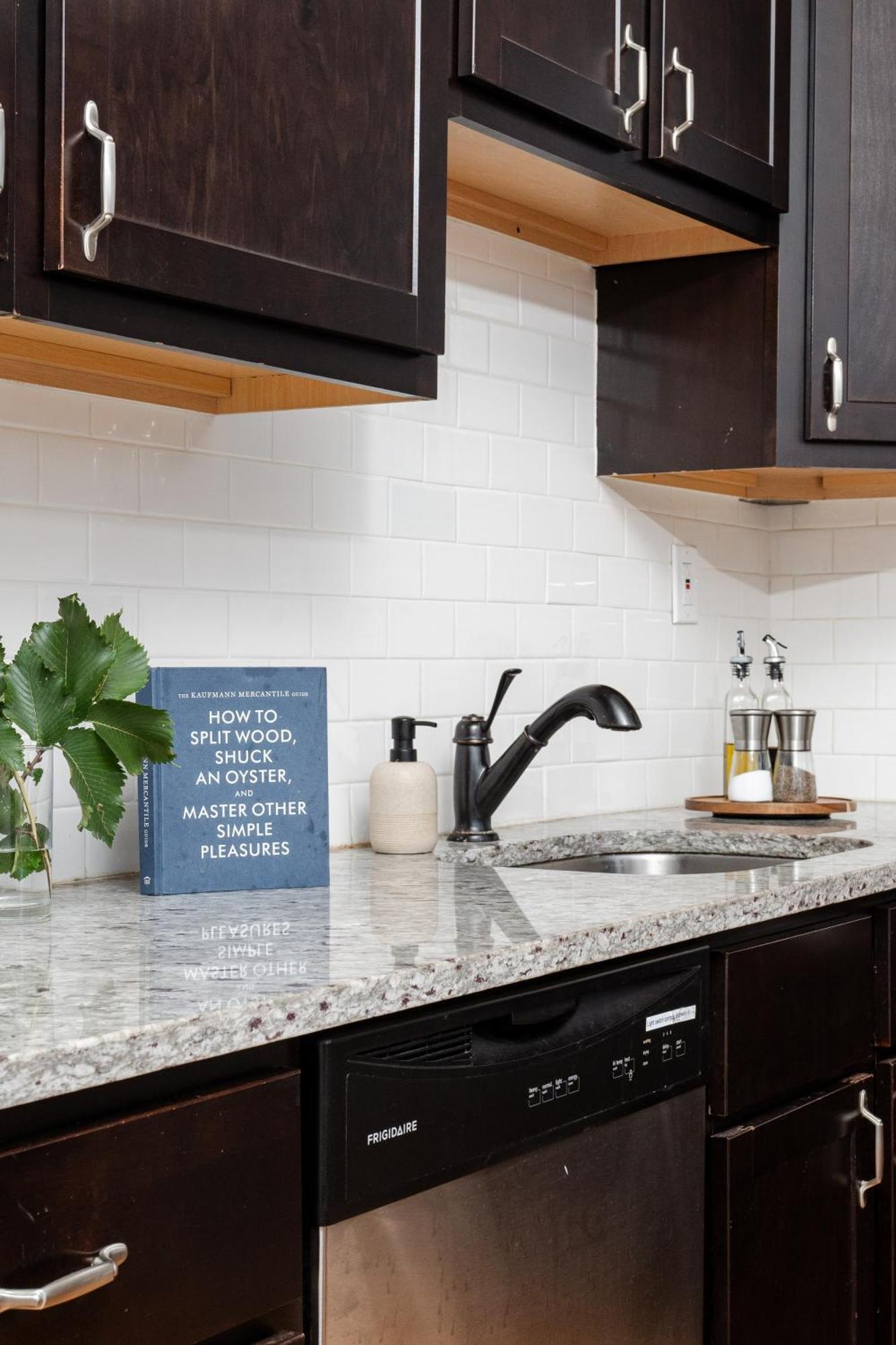 Ukrainian Village 2Br Modern Apartment D2 Chicago Kültér fotó